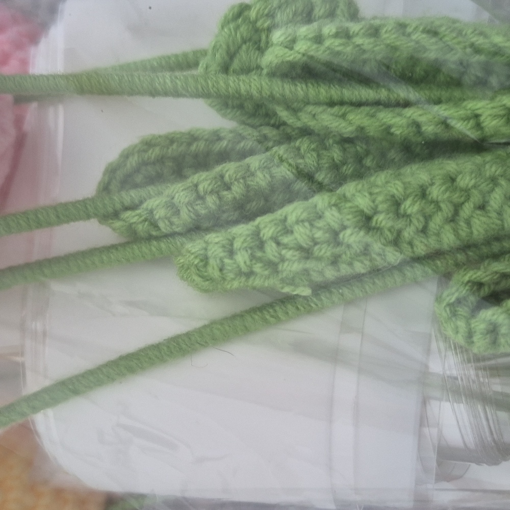 Crocheted Flower Bouquet - Picture 4 of 5